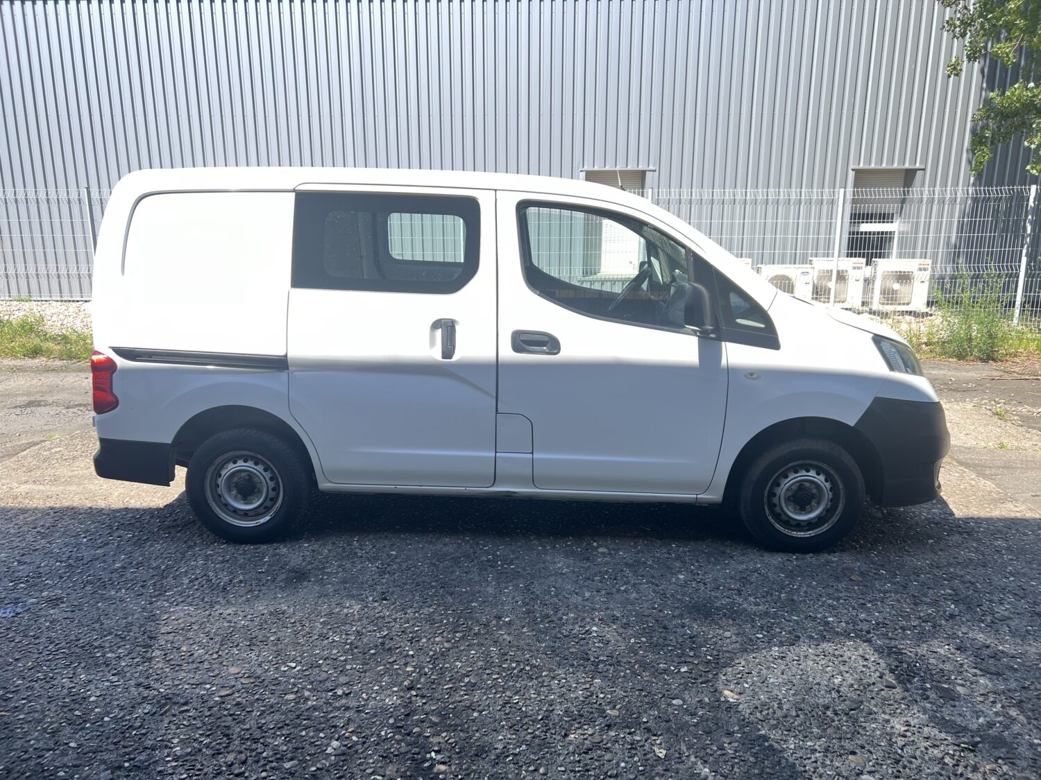 NV 200  1.5 CDI 86.