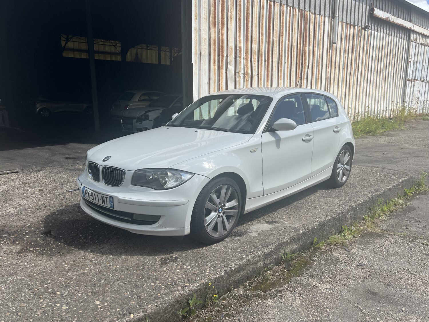 BMW 1  E87 118 D 136.