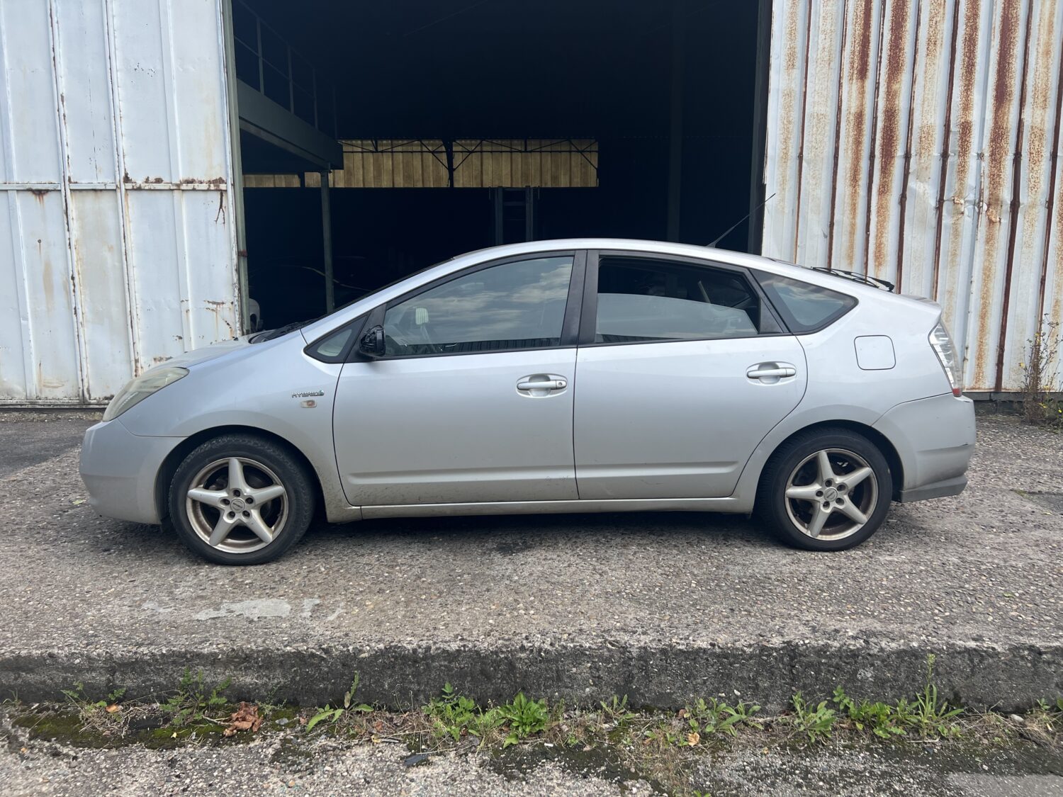 PRIUS  1.5 i 16V HYBRID.