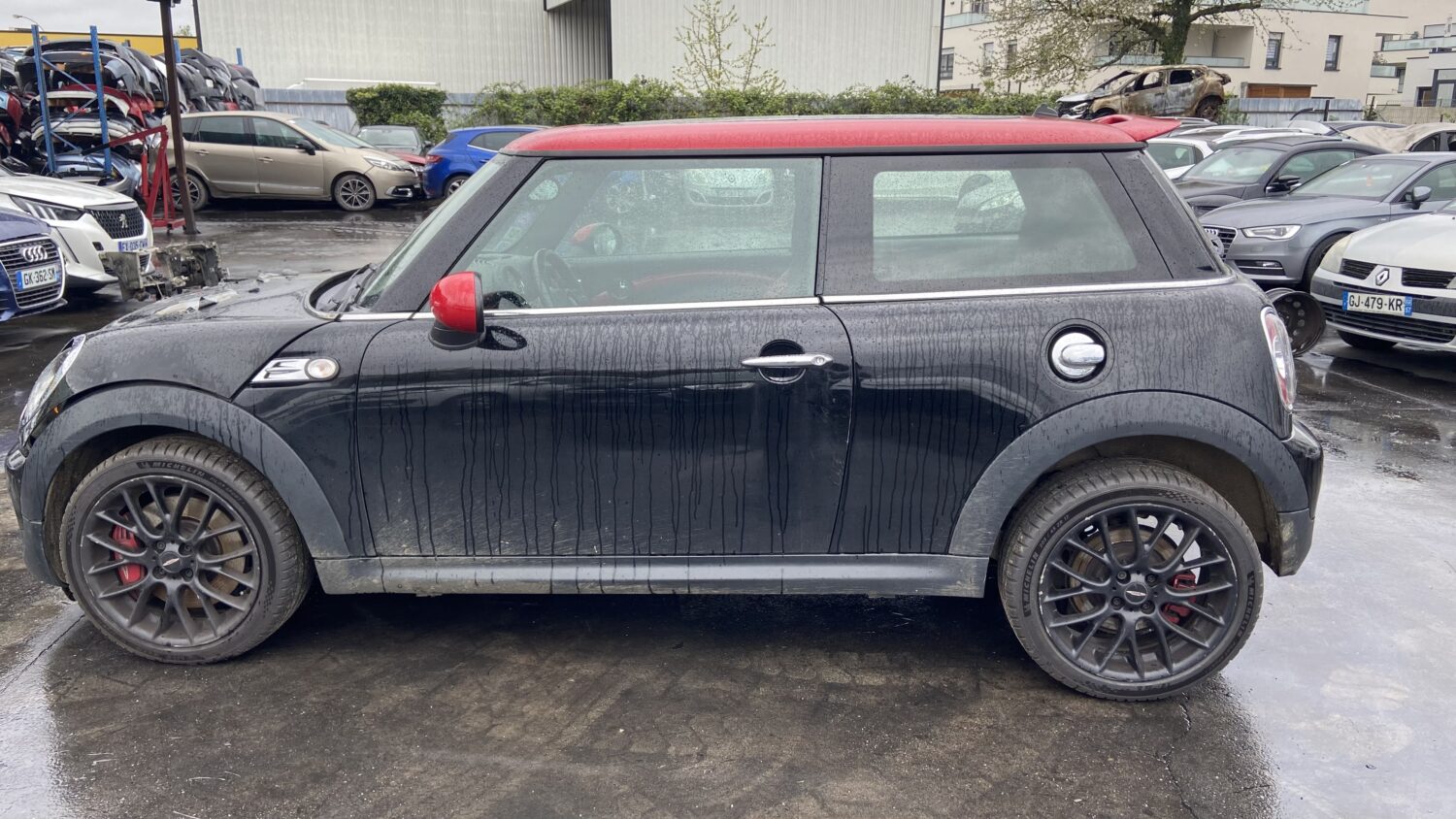 MINI 1.6i 211