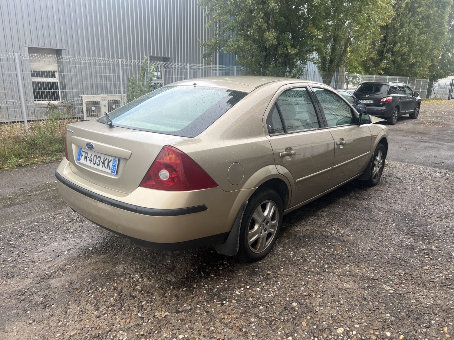 MONDEO 1.8 i 16V 110.