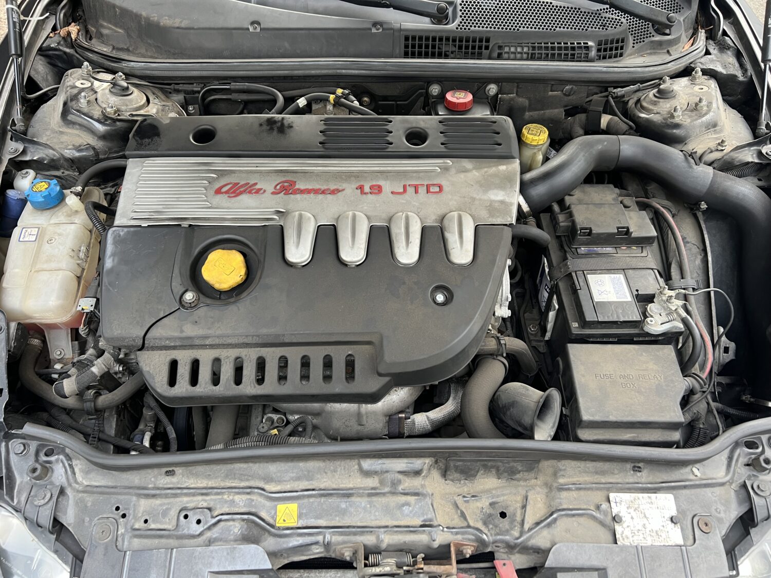 ALFA 147  1.9 JTD 120.