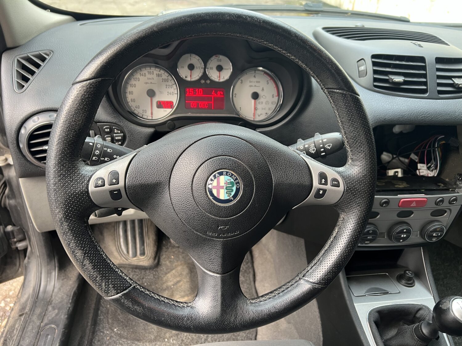 ALFA 147  1.9 JTD 120.